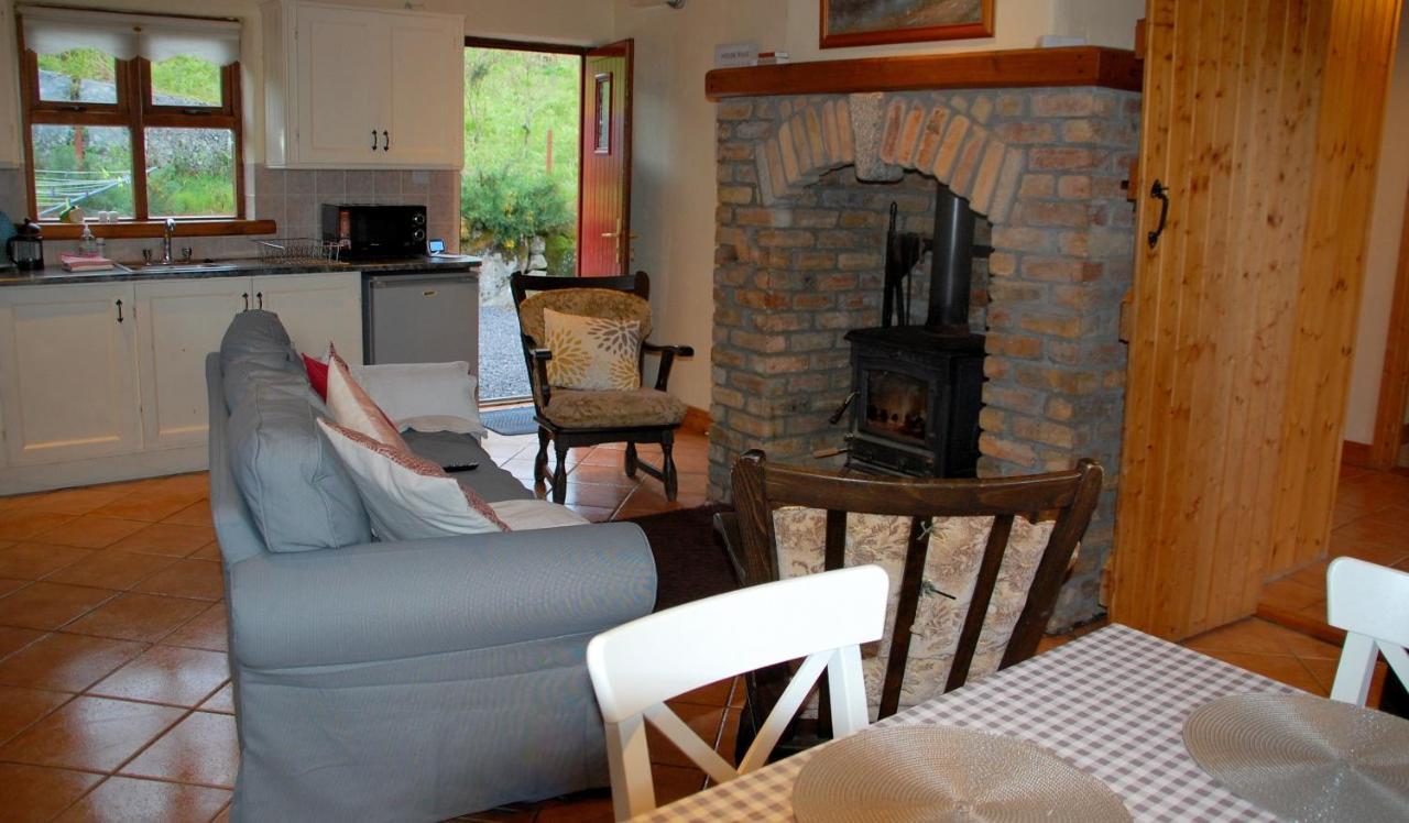 Corriebrack Cottage Hollywood  Bagian luar foto