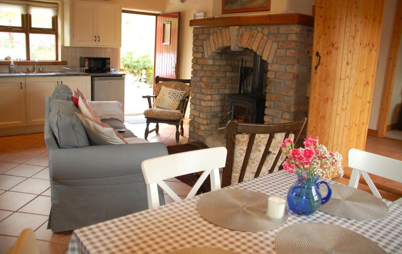 Corriebrack Cottage Hollywood  Bagian luar foto