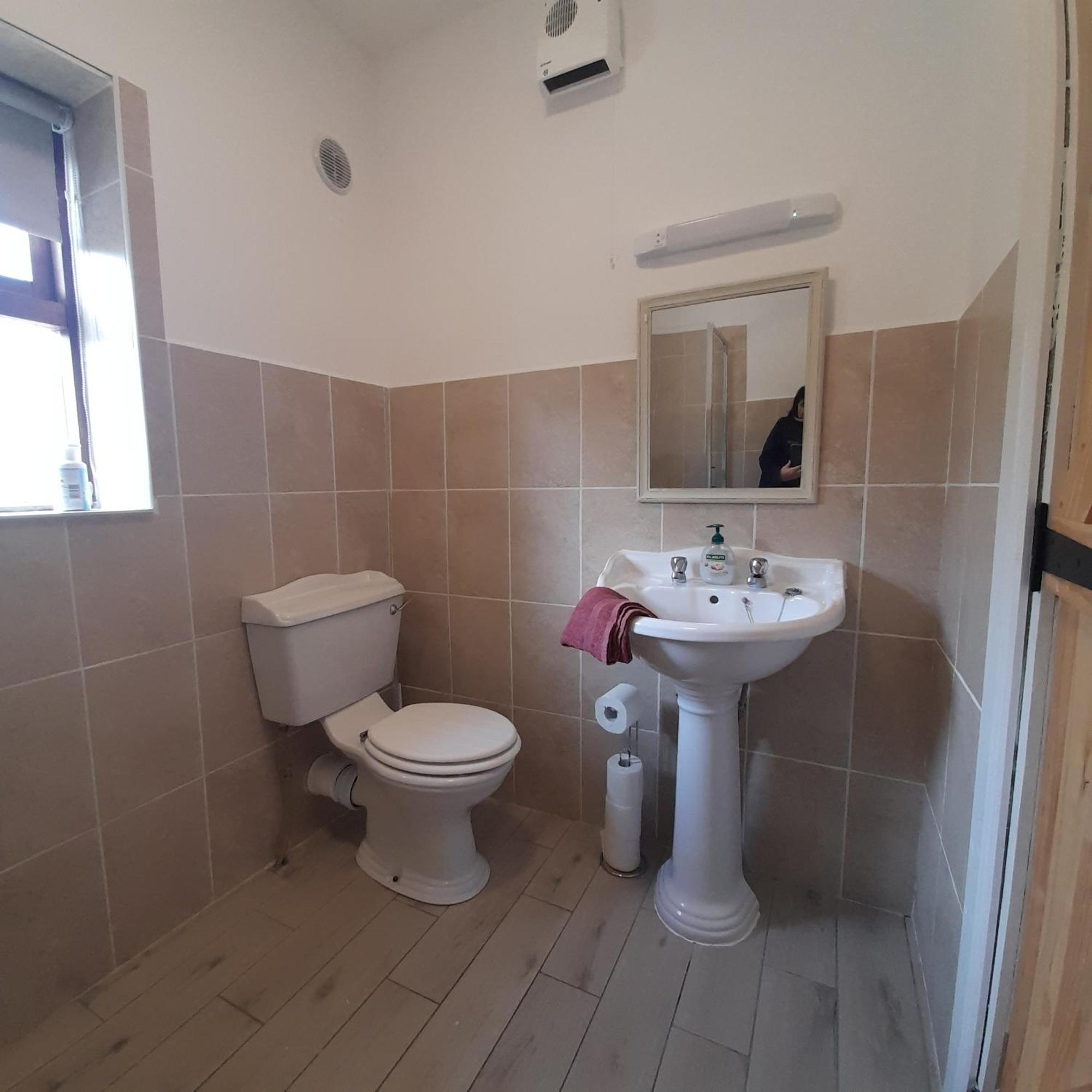 Corriebrack Cottage Hollywood  Bagian luar foto